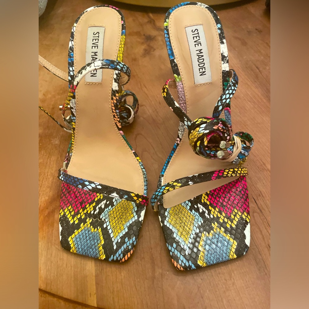 Colorful Steve Madden Crocodile Heels size 7.5 and matching purse